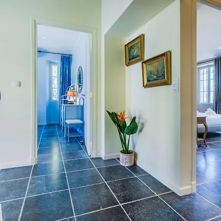 Villa In Cap D’antibes Near Beaches *