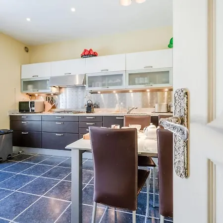 Villa In Cap D'antibes Near Beaches