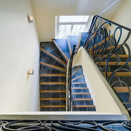 Villa In Cap D'antibes Near Beaches *