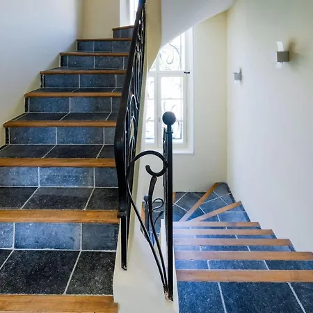 In Cap D'antibes Near Beaches Villa